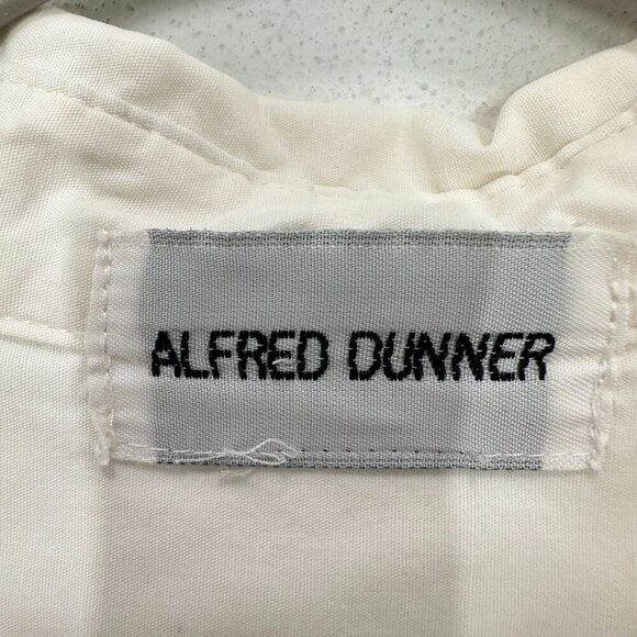 Vintage Alfred Dunner Fully Floral Embroidered White Button Down Blouse Cottage - Picture 4 of 4